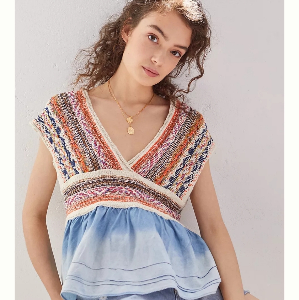 Anthropologie Pilco Embroidered baby doll top